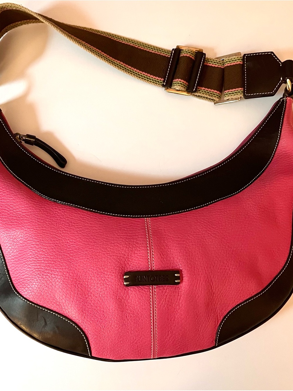 Puntotres Spain Hot Pink Black Leather Crescent Shoulder Bag